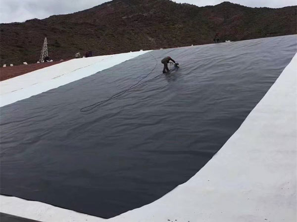 垃圾填埋场用土工膜