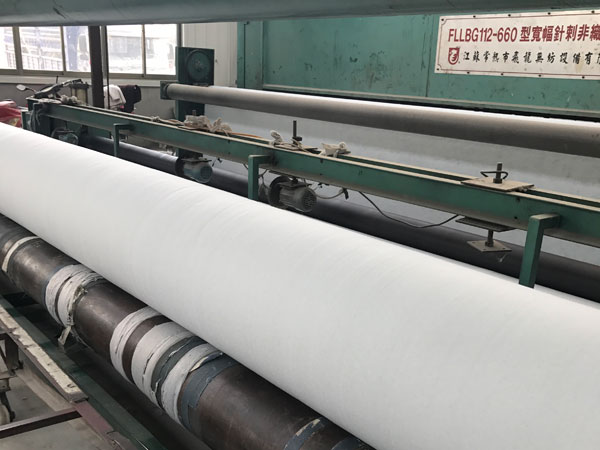 土工布生产设备