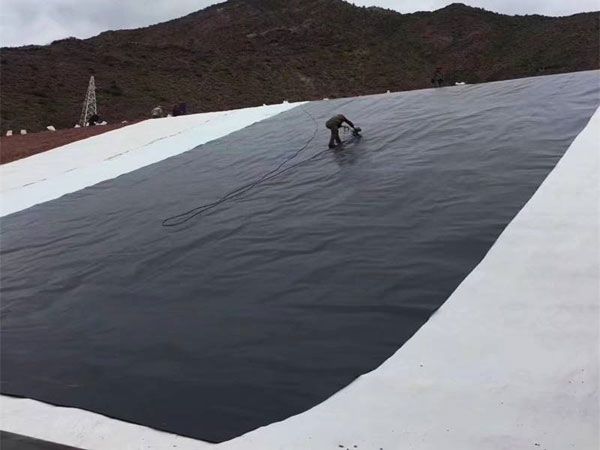 垃圾填埋场用土工膜